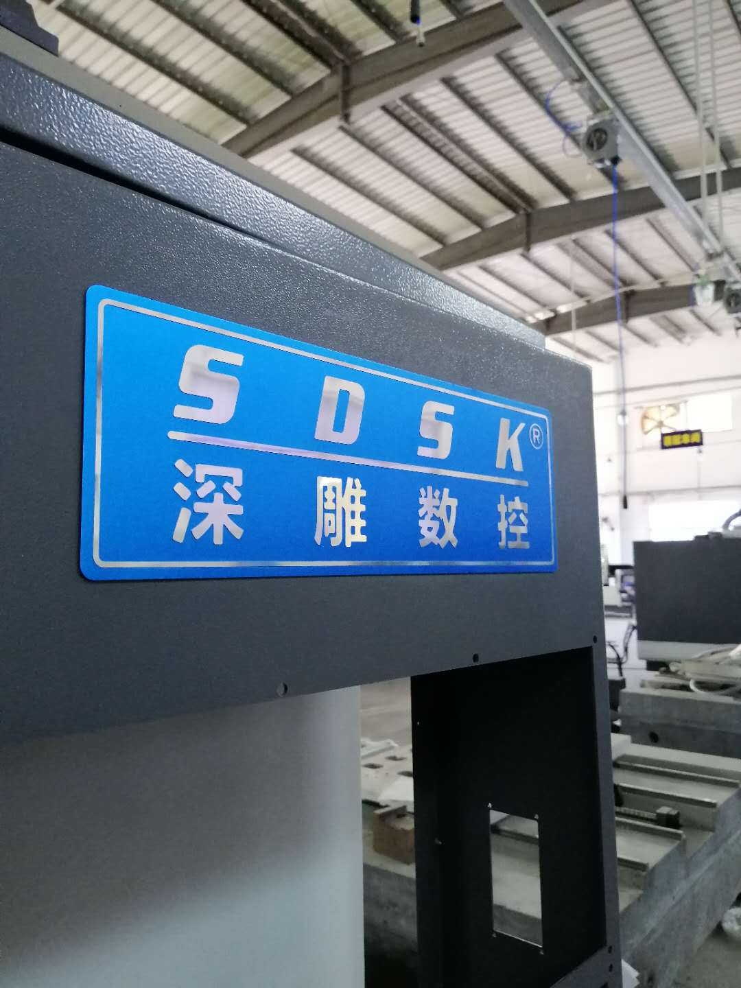 9月，我們整車待發(fā)，一車一車的滿載著的希望和辛苦付出的成果！  